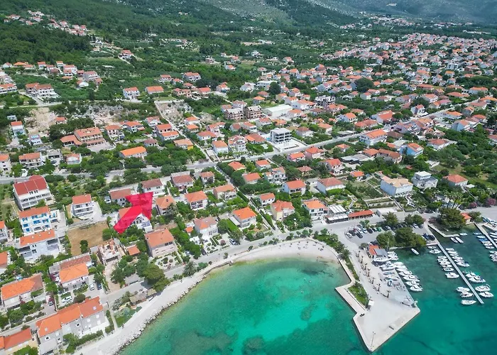 Apartments Marina
