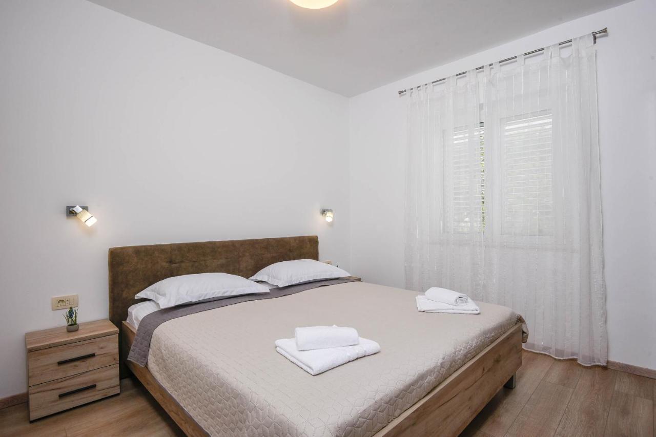 Apartment Marina *