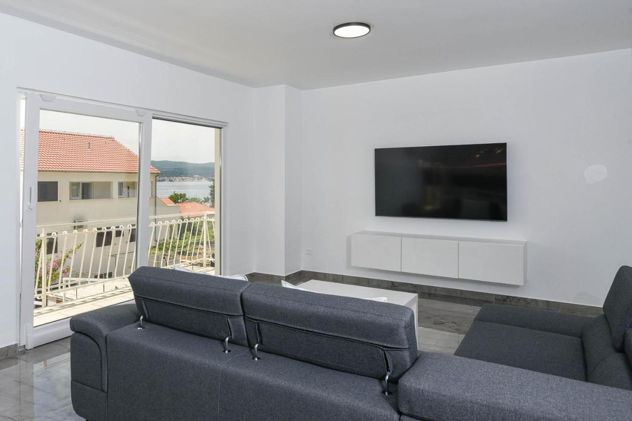 Marina Apartment *